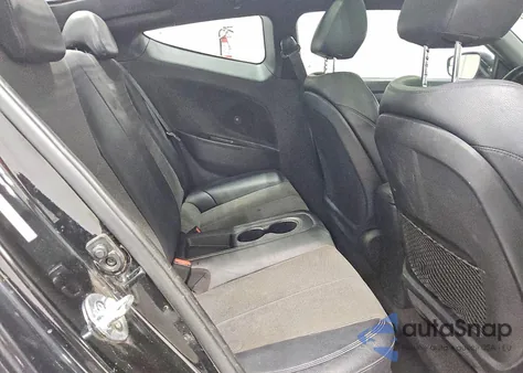 2016 Hyundai Veloster z USA, uszkodzony, nr VIN KMHTC6AD7GU299736